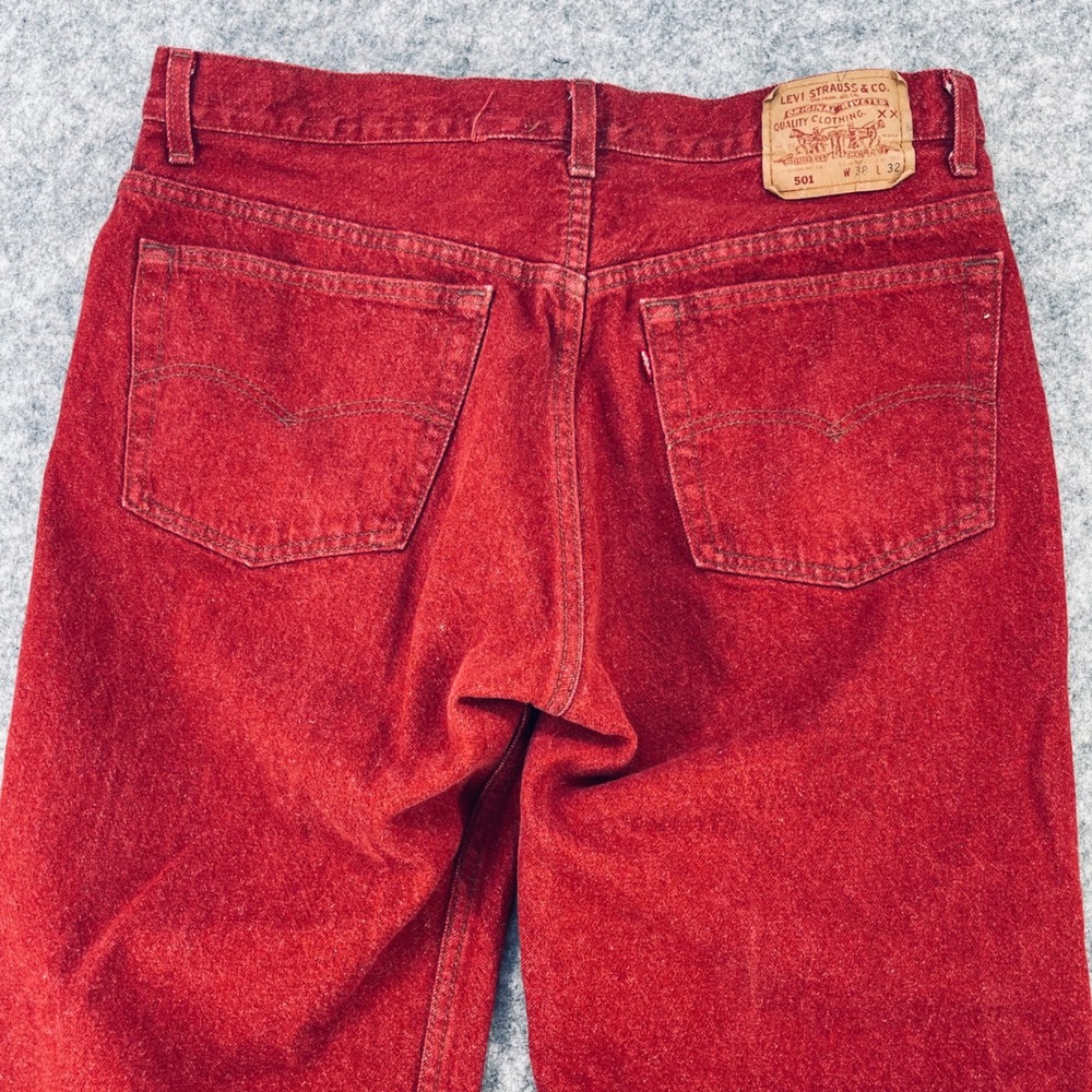Vintage Levi 501 Jeans Men 38x32 Red Button Fly Baggy Denim Made in USA 1990s - Picture 6 of 16